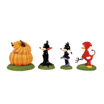 Ready For Tricks & Treats S/4